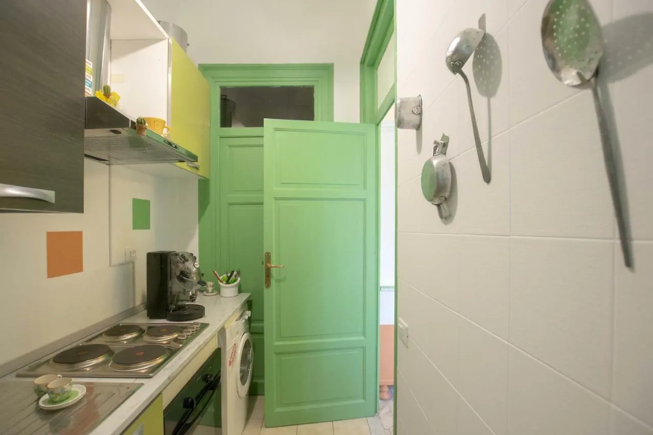 アパート パレルモCasa Cactus Sapidduアパートメント イタリア